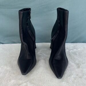EUC Marc Fisher Women’s Jarli Pointy Ankle Bootie Black Size 10